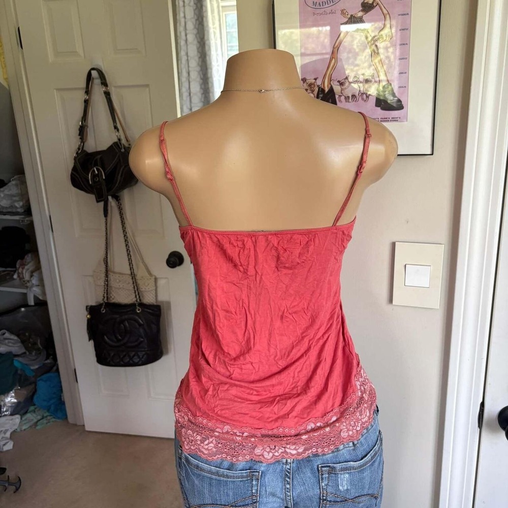 00s pink raspberry lace cami (size M) - Picture 5 of 7